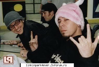 mike: i look so seexy with pink :limba: .super nice poza
